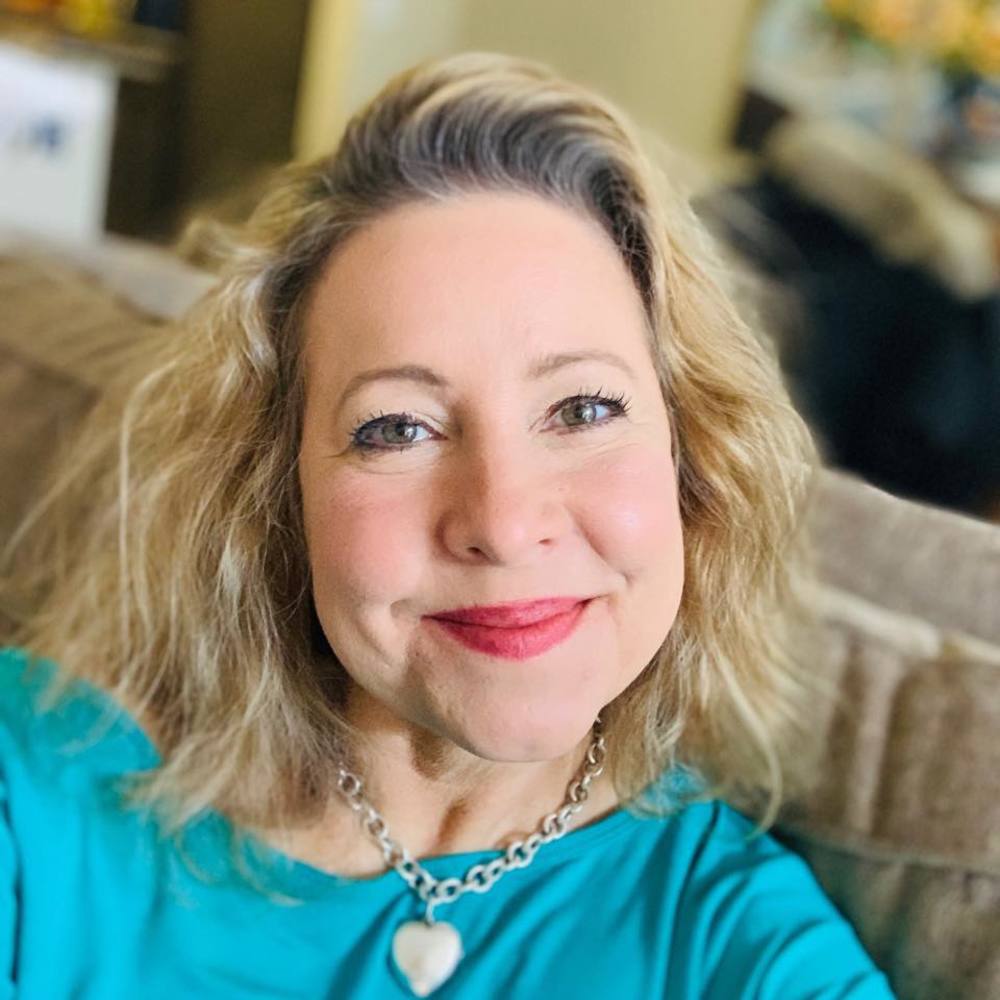 Meet your Posher, Lisa